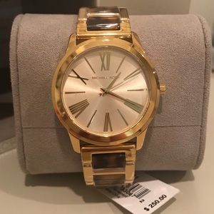 🔥MEGA SALE🔥Beautiful MK Gold two-tone Watch